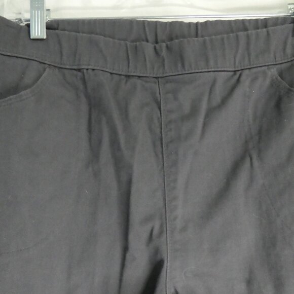 CROFT & BARROW | Stretch | large | Dark Grey Long Shorts | Stretchy Waistband - Picture 4 of 16